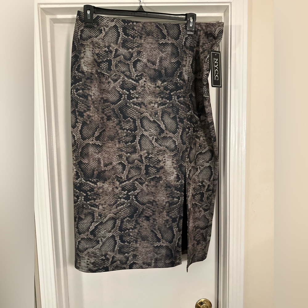 NYCC snake skin print skirt